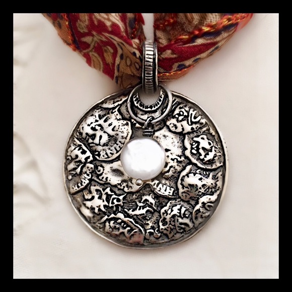 Silpada Jewelry - Silpada sterling & pearl pendant